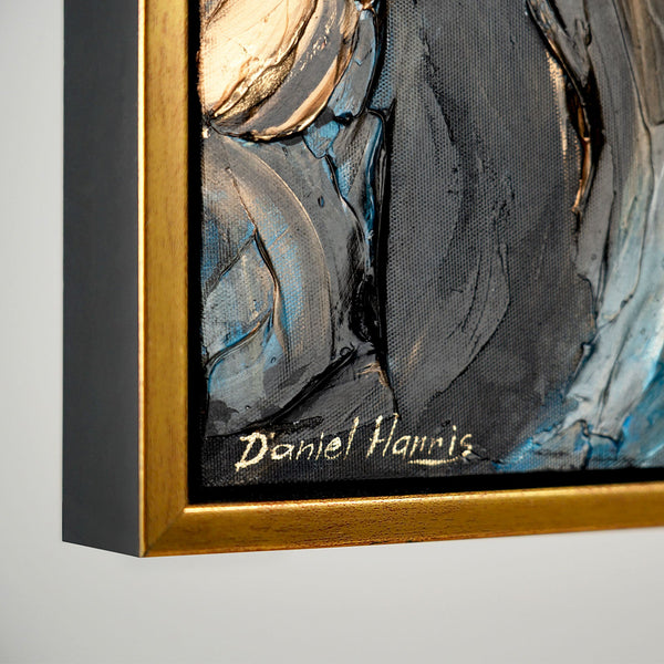 Signatur Detail – Löwenbild auf Leinwand mit Struktur