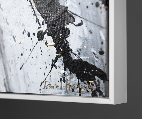 Schwarz-weiß-goldenes Farbschema der Wanddekoration