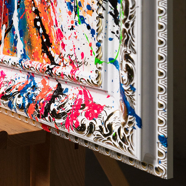 Seitlicher Blick auf das Gemälde mit Rahmen