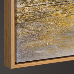 Handgemaltes abstraktes Landschaftsbild „Sanftes Leuchten" – Gold & Beige Felslandschaft, 50x70 cm Hochformat mit Rahmen