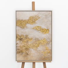 „Goldene Wolken" – Abstraktes Beige-Gold Gemälde mit schwebenden Reliefformationen auf Leinwand