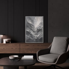 Abstraktes Strukturbild „Erinnerung der Felsen" im modernen Wohnzimmer – graue Wanddeko mit Tiefenwirkung