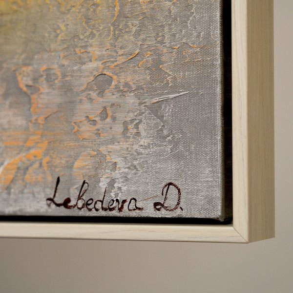 Canvas pictures with golden accents – modern wall decoration 