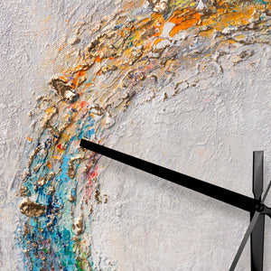 Ausgefallene Wanduhr bunt lautlos – Handgemalter Farbring Gold auf Grau, quadratisch