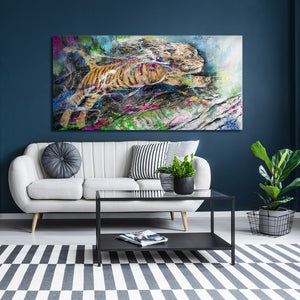 painting a tiger in acrylic large artwork for wall