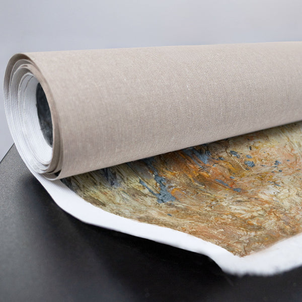 Gerolltes Acrylgemälde auf Leinwand in warmen Farben mit Textur